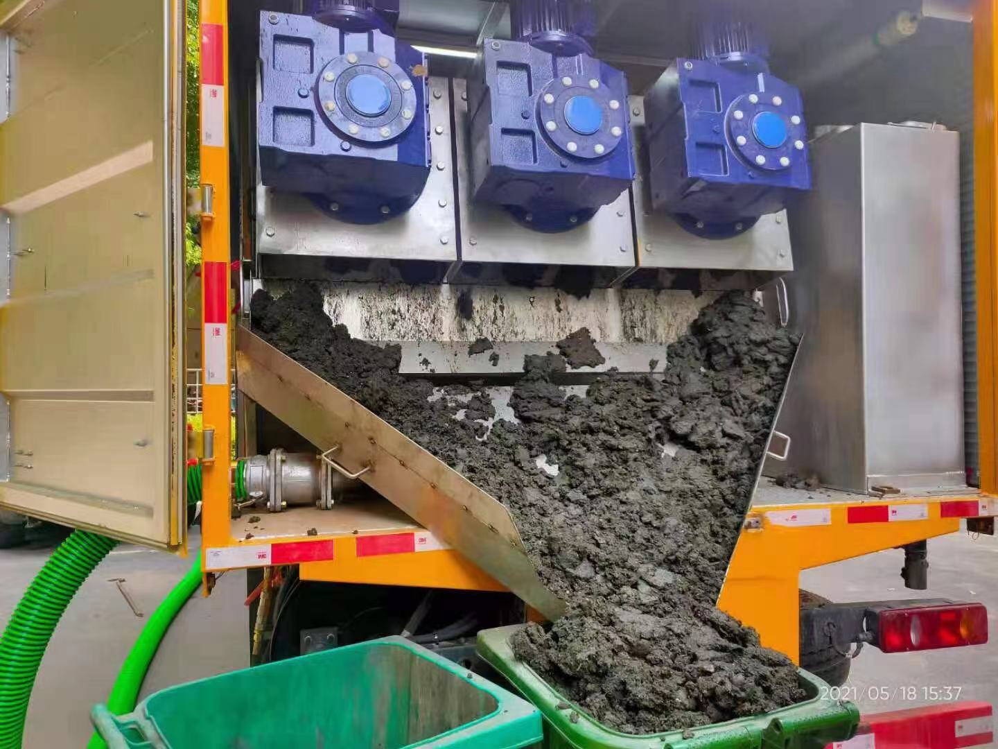 科尔沁左翼后化粪池清掏城市维护站-泥浆净化干湿分离处理